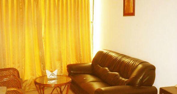 Fabhotel Royal Residency II - Nr Lakdikapul Metro Station Hajdarábád Exteriér fotografie