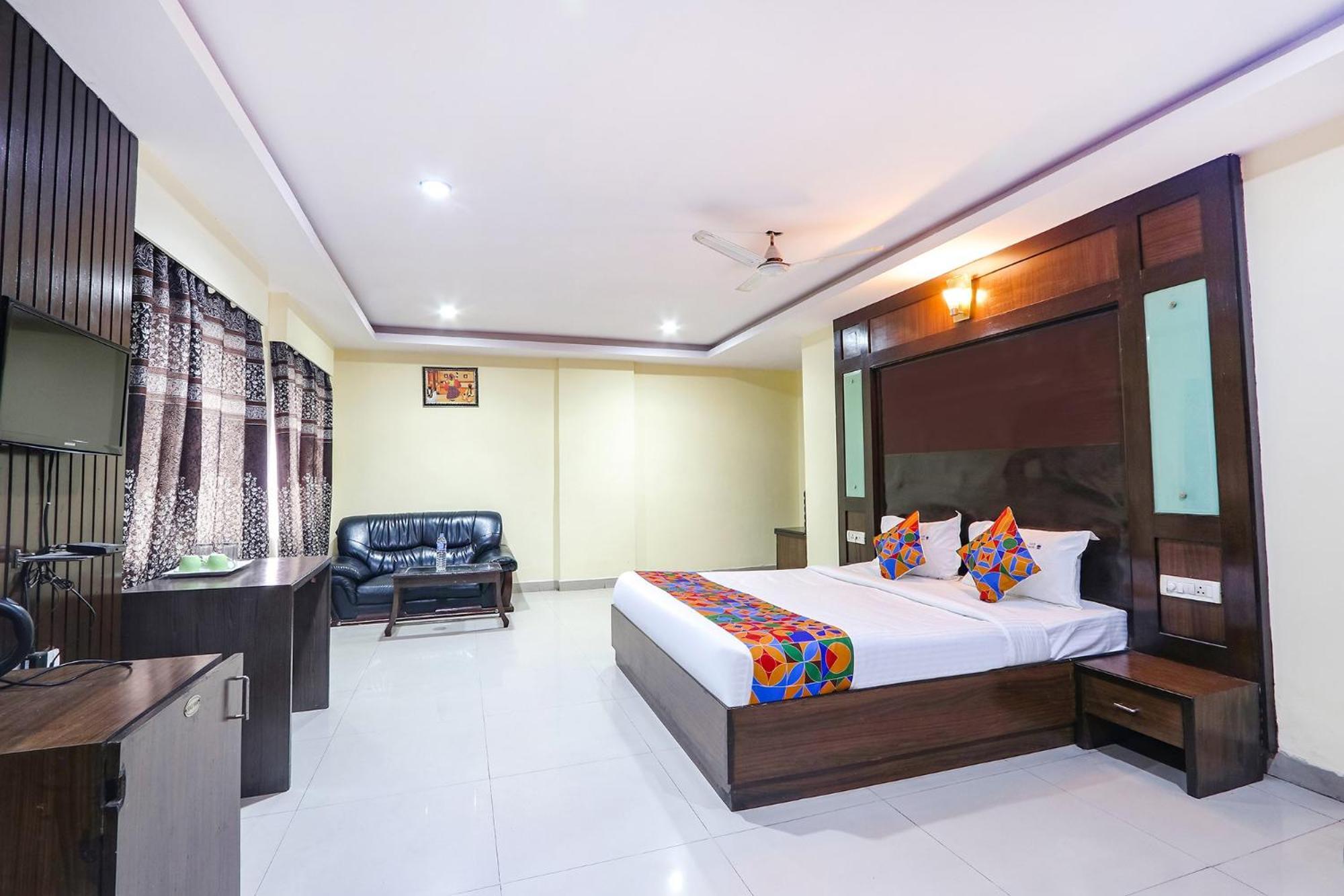 Fabhotel Royal Residency II - Nr Lakdikapul Metro Station Hajdarábád Exteriér fotografie