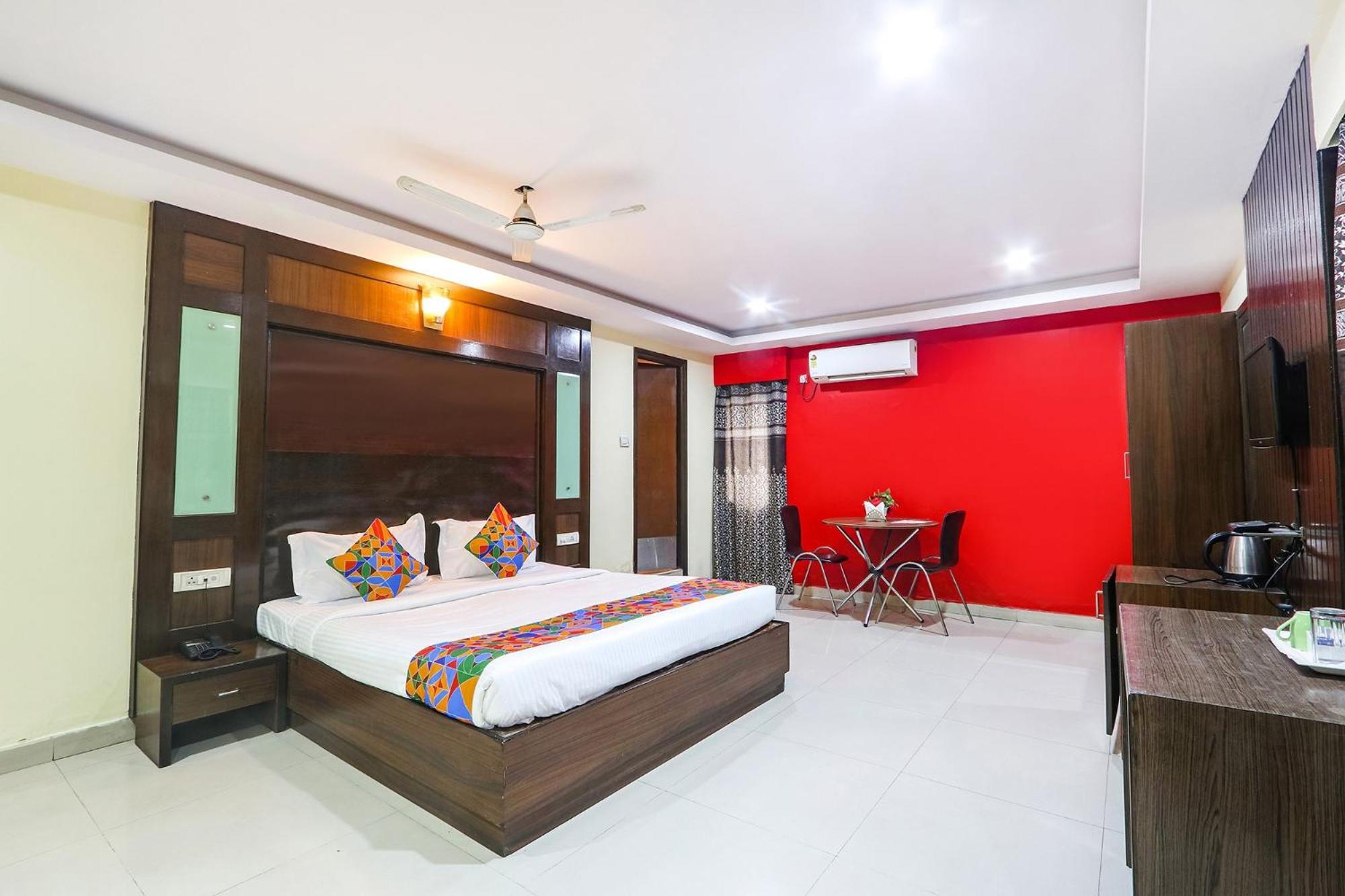 Fabhotel Royal Residency II - Nr Lakdikapul Metro Station Hajdarábád Exteriér fotografie