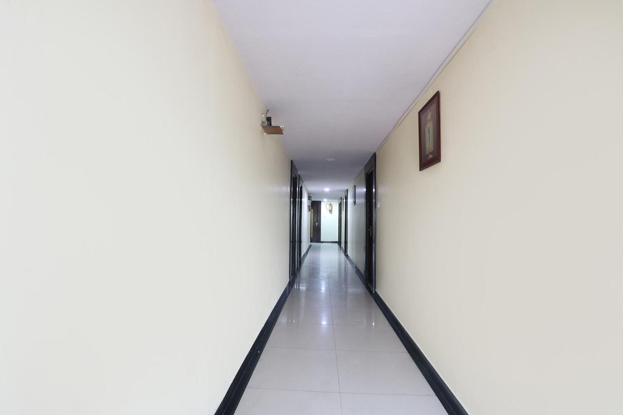 Fabhotel Royal Residency II - Nr Lakdikapul Metro Station Hajdarábád Exteriér fotografie