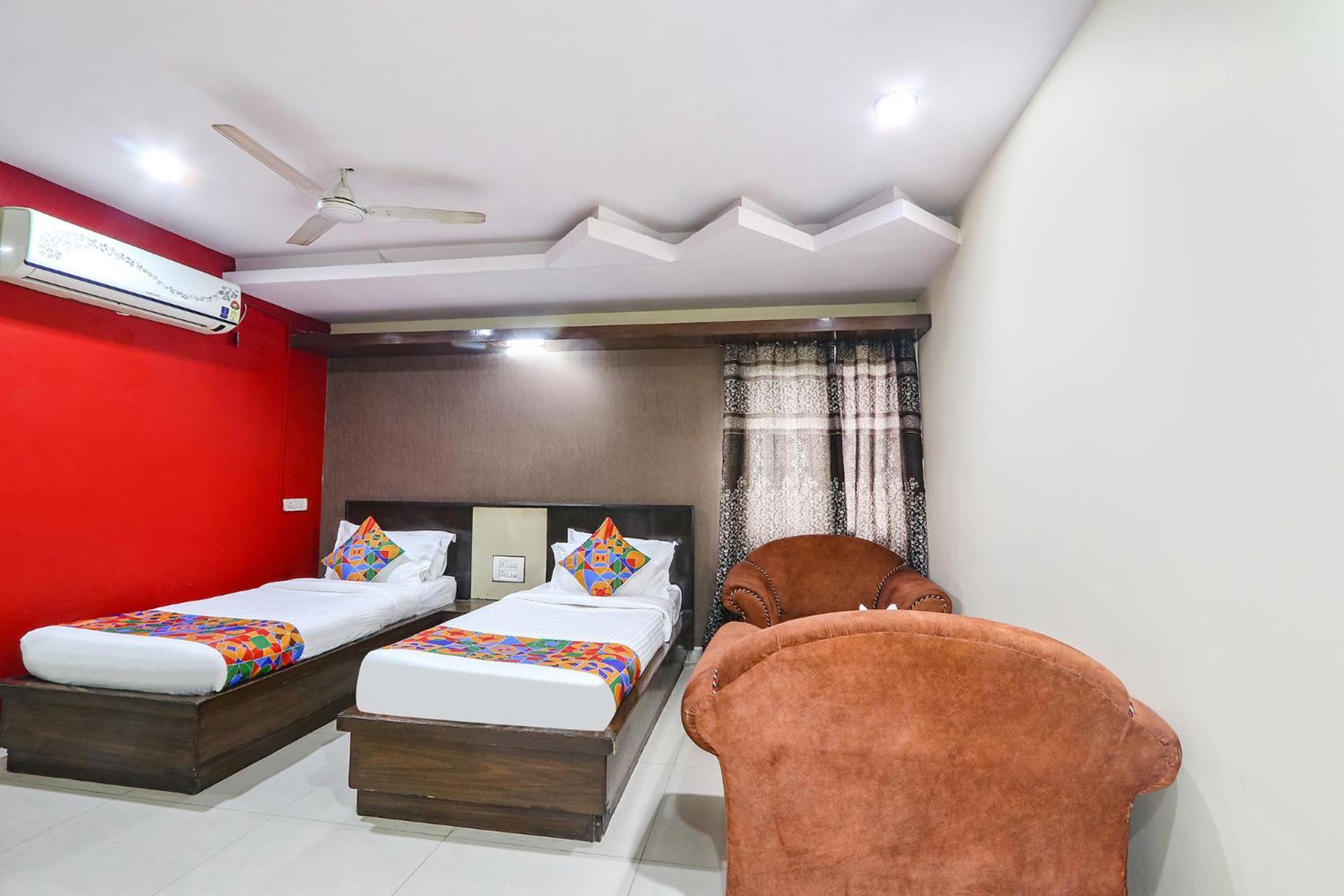 Fabhotel Royal Residency II - Nr Lakdikapul Metro Station Hajdarábád Exteriér fotografie